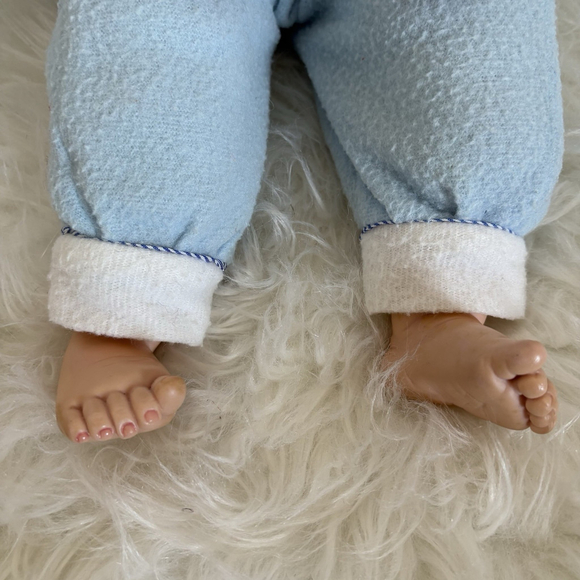 Reva Schick Baby Doll Reborn Style Realistic Newborn Vinyl Collector Doll - Picture 5 of 16